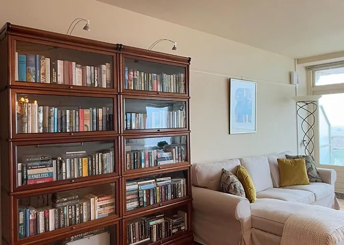 Blue Bay Apartment *